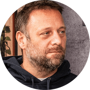 Peter L., CEO at a B2B SaaS Company